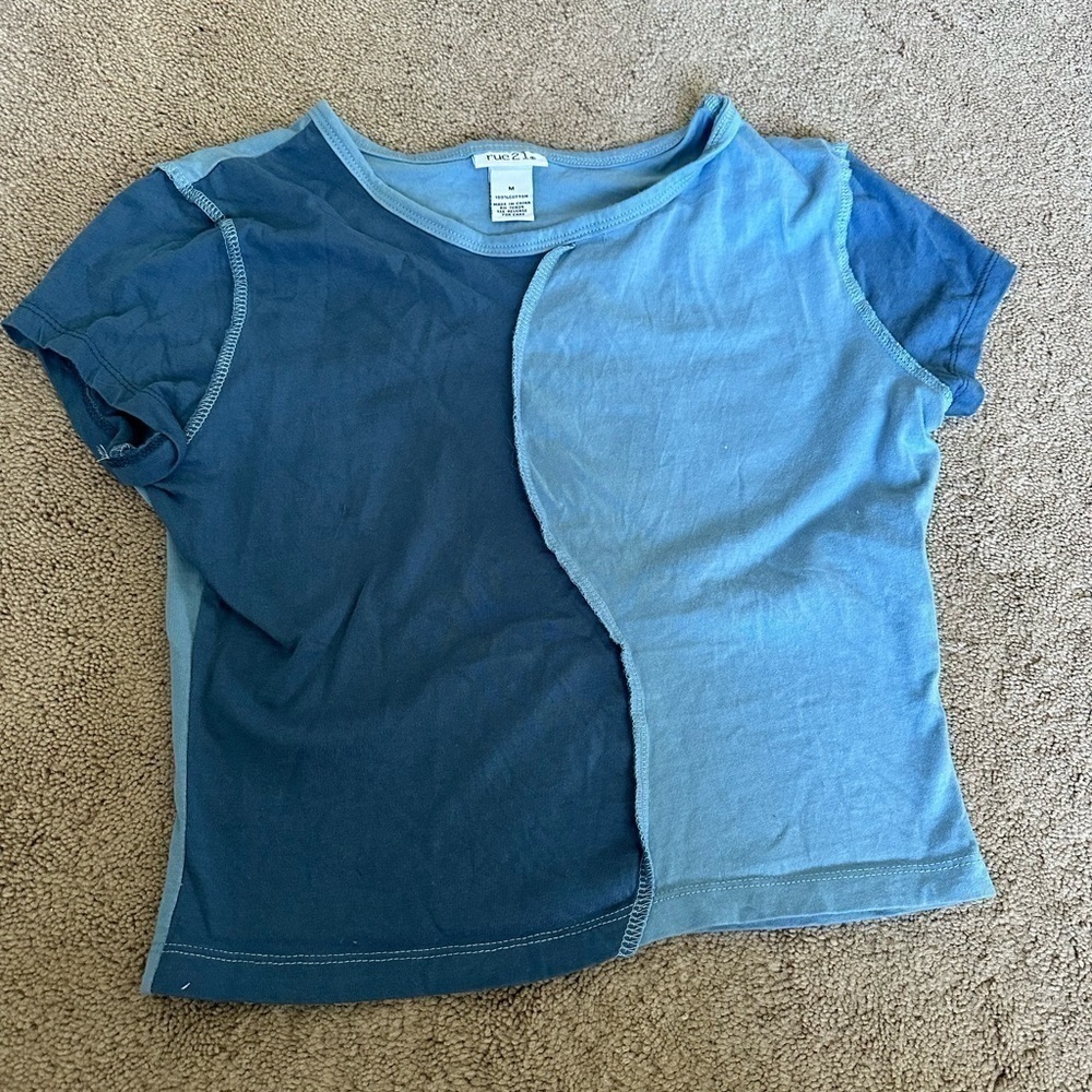 Women’s Rue21 crop shirt M